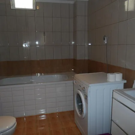 Almagyar Vendeghaz
